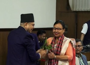 राज्य व्यवस्था समितिको सभापतिमा निर्विरोध निर्वाचित न्यौपानेद्वारा पदभार ग्रहण